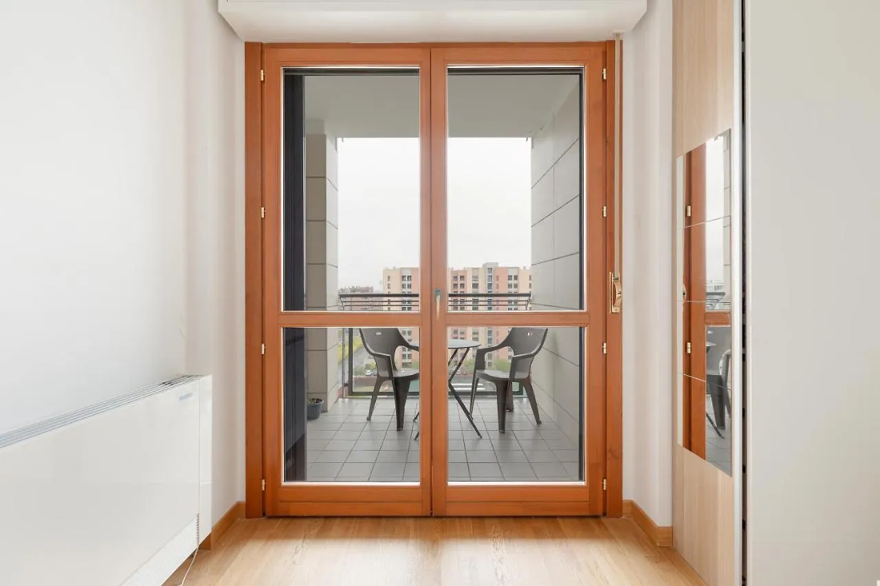 Milan Comfy Apartment X3 - With Balcony
