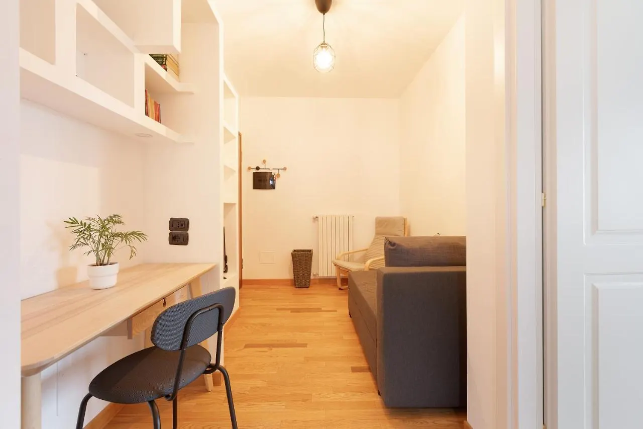 Milan Comfy Apartment X3 - With Balcony