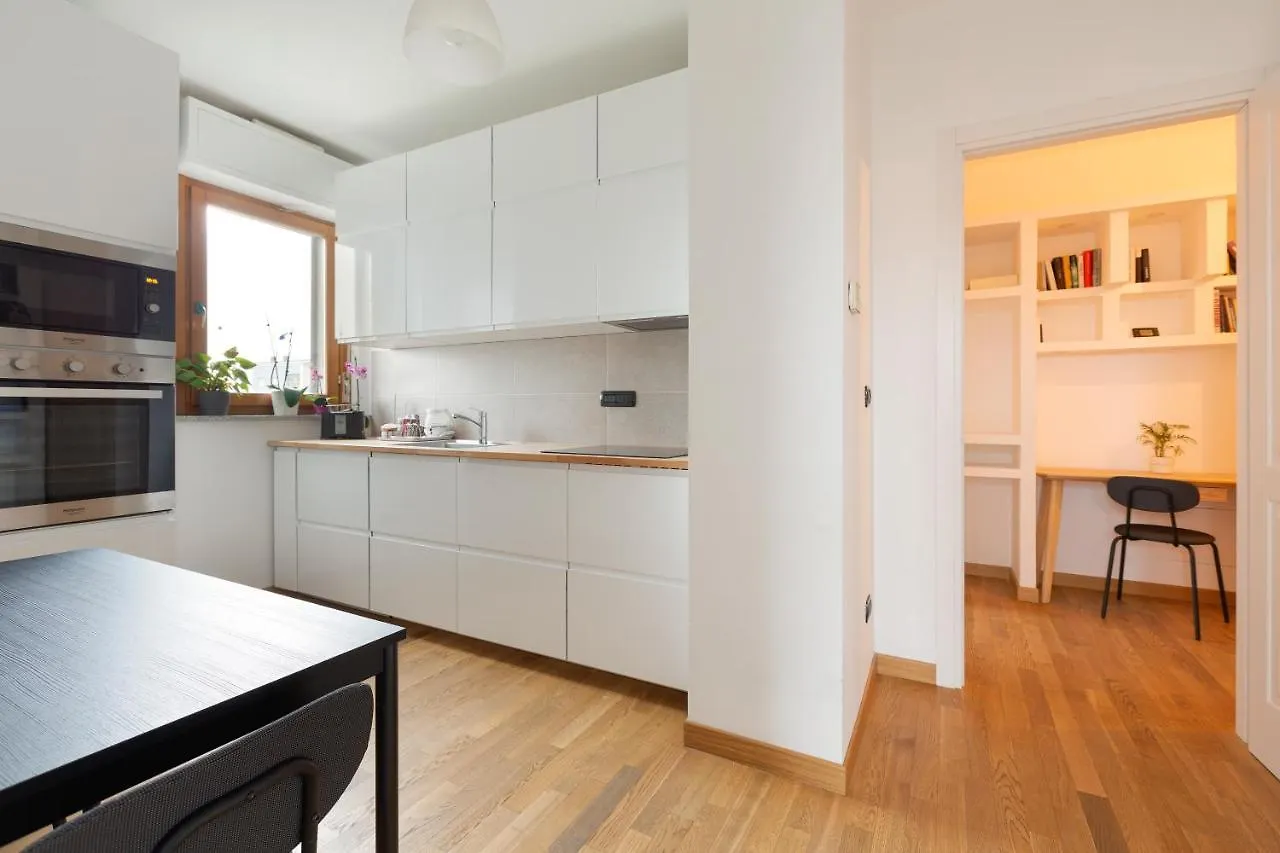 Milan Comfy Apartment X3 - With Balcony